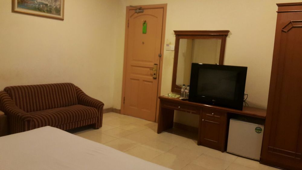 Hotel Harapan マカッサル エクステリア 写真